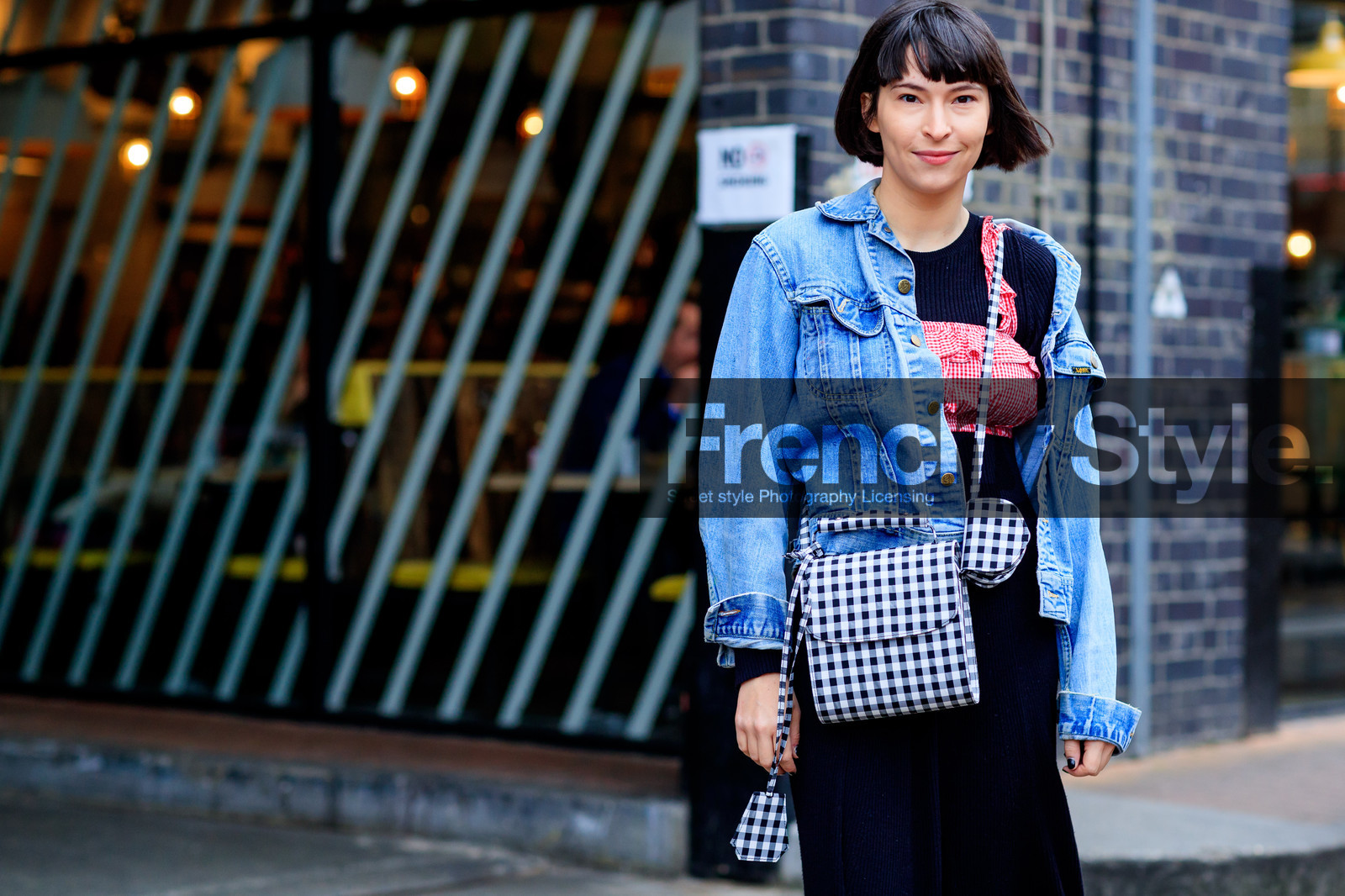 atmosphere details, AUTUMN WINTER 2017-2018, AW 17-18, black and white bag, black dress, blue denim, checked top, clara cornet, crop top, denim jacket, detail, FALL WINTER 2017-2018, fashion week, frenchystyle, FW, FW 17-18, geometric, graphic bag, horizontal, jonathan paciullo, leather bag, LFW, LONDON, plaid, printed bag, red top, street style