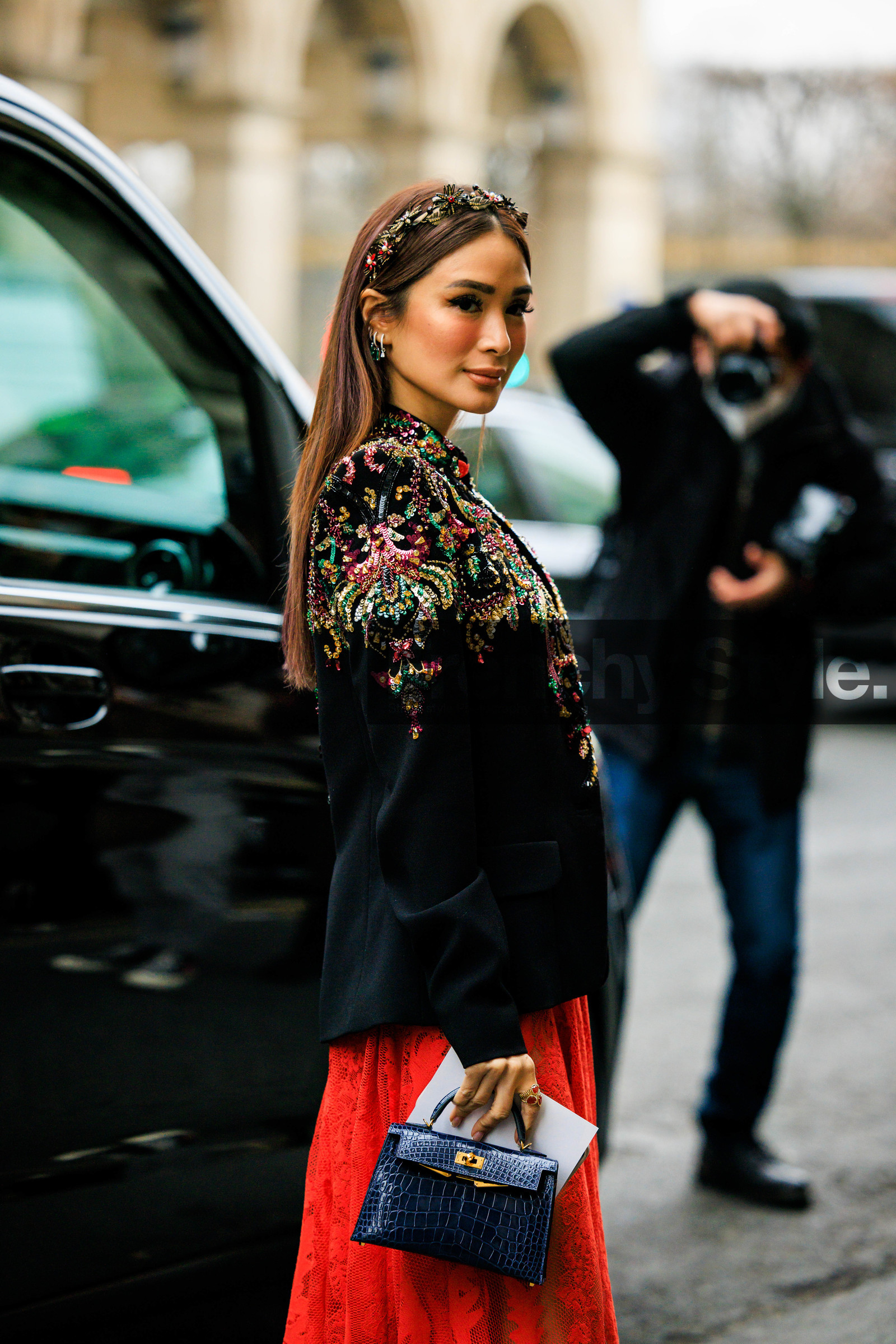 flower head band, embroidered jacket, black jacket, red skirt, hermes bag, croco bag, navy blue bag, multicolor embroideries, fashion week, frenchystyle, FW, jonathan paciullo, street style, PARIS, PFW, SPRING SUMMER 2022, SS 22, atmosphere details, detail, vertical