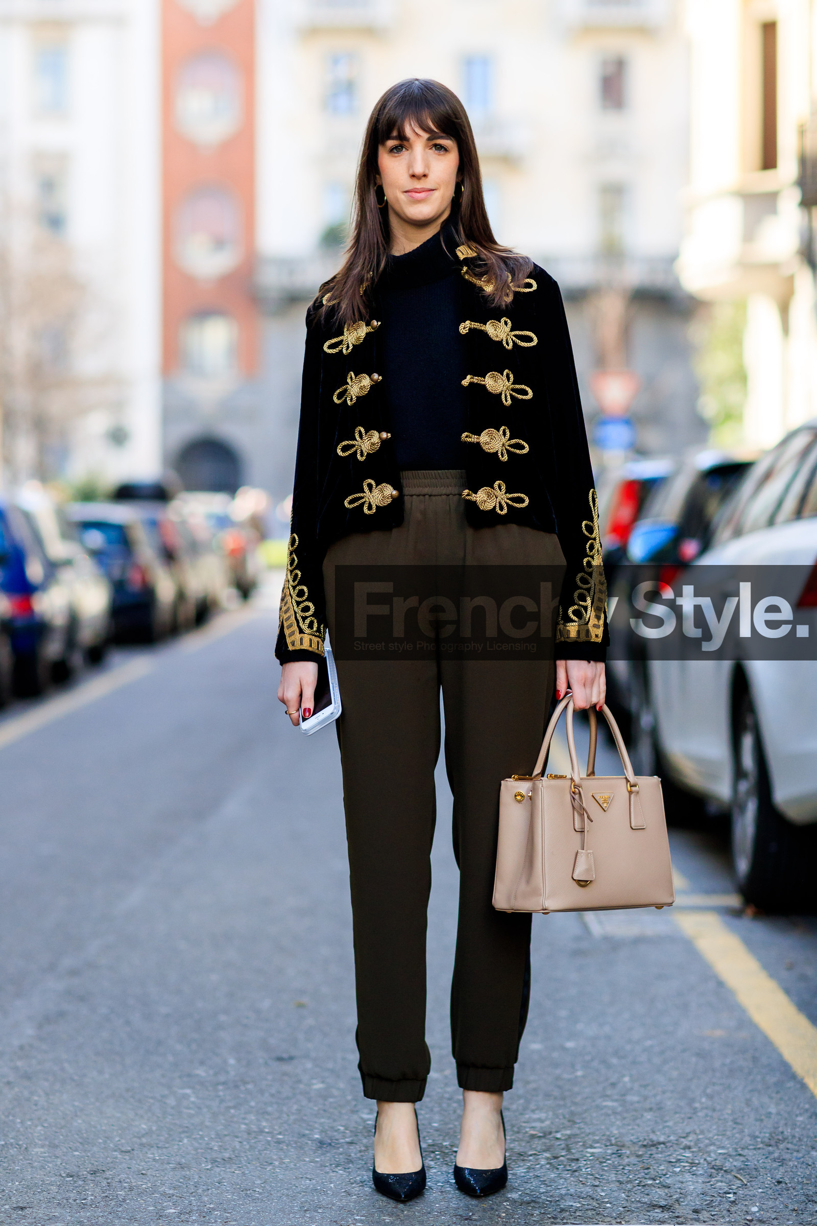 AUTUMN WINTER 2017-2018, AW 17-18, black shoes, embroidered jacket, embroideries, FALL WINTER 2017-2018, fashion week, frenchystyle, full length, FW, FW 17-18, graphic jacket, green pants, high heels, jonathan paciullo, leather bag, leather shoes, MFW, MILAN, nude bag, prada, printed jacket, street style, trousers, vertical