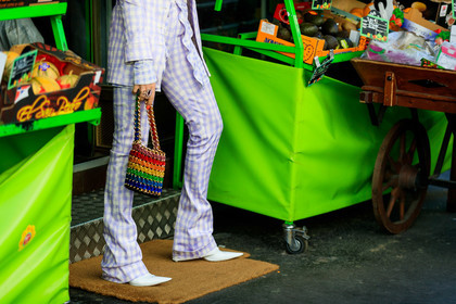checked, gingham, graphic bag, graphic jacket, graphic pants, high heels, leather bag, leather shoes, multicolor bag, plaid, printed bag, printed jacket, printed pants, purple jacket, purple pants, rainbow, trousers, white shoes, fashion week, frenchystyle, FW, jonathan paciullo, street style, PFW, PARIS, AUTUMN WINTER 2019-2020, AW 19-20, FALL WINTER 2019-2020, FW 19-20, horizontal, atmosphere details, detail