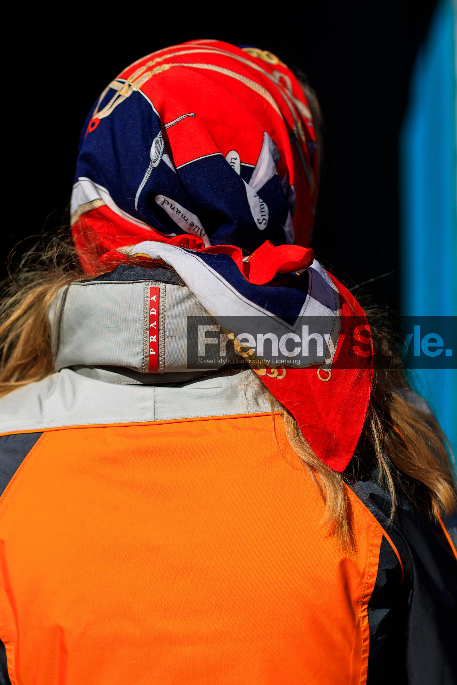 graphic jacket, orange jacket, prada, printed jacket, red scarf, street style, jonathan paciullo, FW, frenchystyle, fashion week, NYFW, NEW YORK, AUTUMN WINTER 2018-2019, AW 18-19, FALL WINTER 2018-2019, FW 18-19, vertical, atmosphere details, detail, laura maria wulff