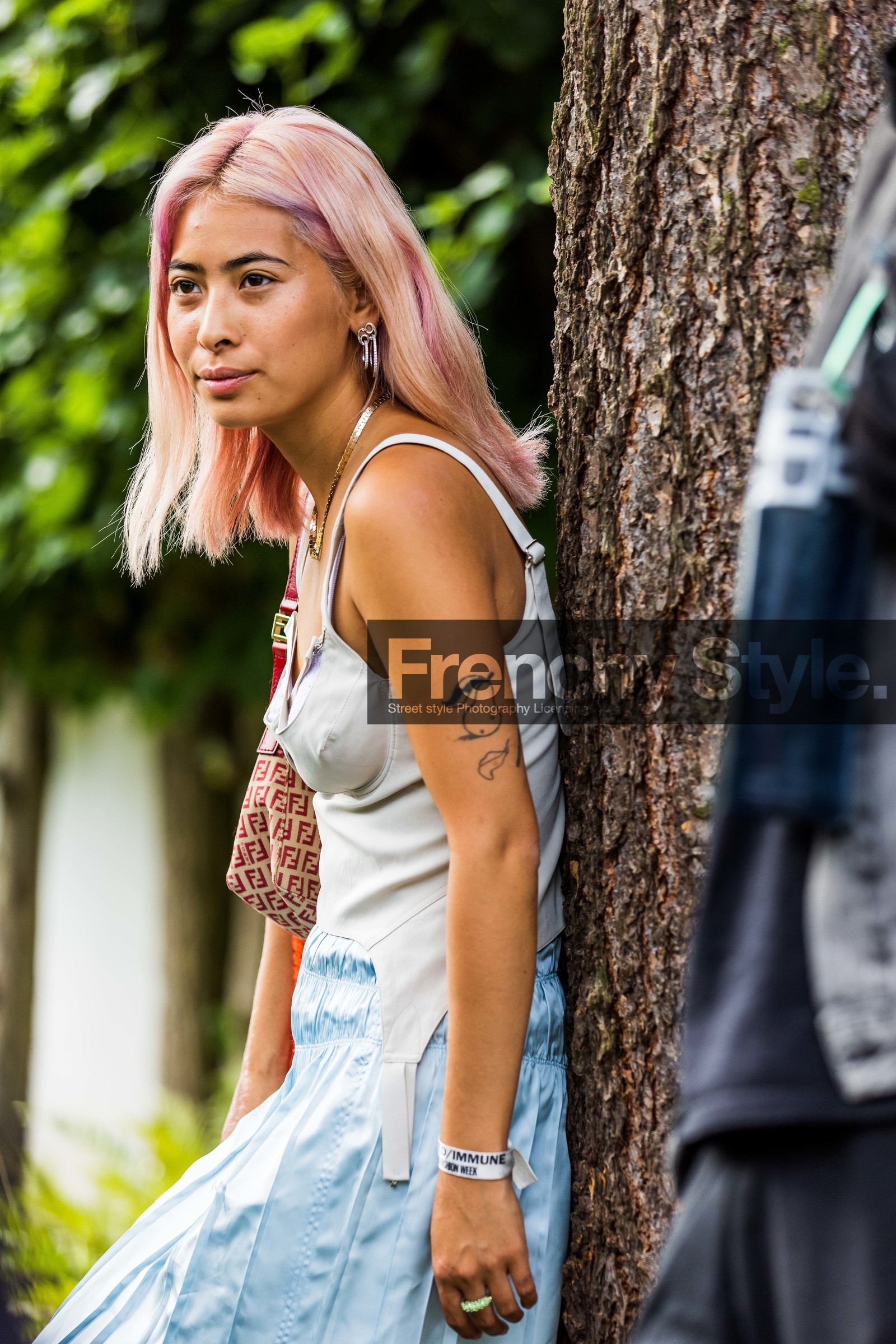 blue skirt, earrings, fendi bag, grey top, hair style, logo bag, pastel, pink hair, pleated skirt, printed bag, ring, silver earrings, skirt, tattoo, Michelle Elie, fashion week, frenchystyle, FW, jonathan paciullo, street style, SPRING SUMMER 2022, SS 22, COPENHAGEN, CPHFW, vertical, atmosphere details