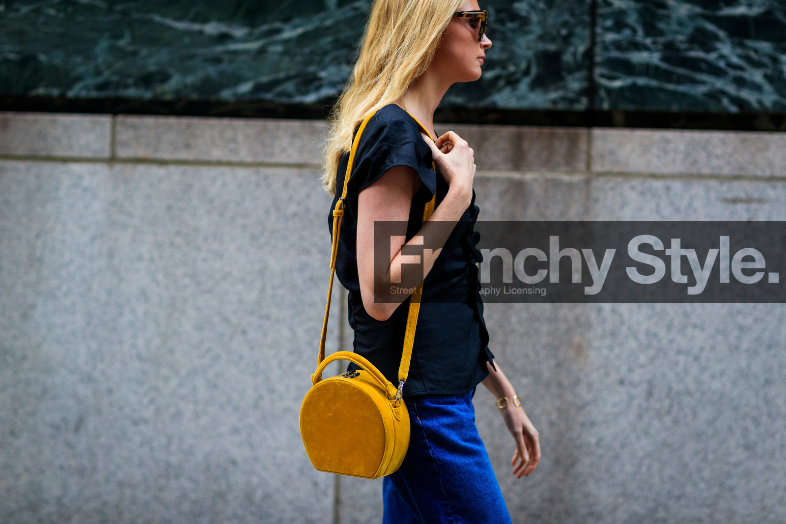 atmosphere details, black top, blue denim, denim pants, detail, fashion week, frenchystyle, FW, horizontal, jeans, jonathan paciullo, leather bag, NEW YORK, NYFW, orange bag, SPRING SUMMER 2018, SS 18, street style, sunglasses, trousers
