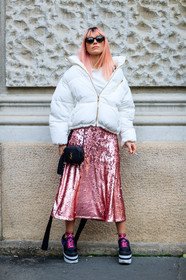 AUTUMN WINTER 2017-2018, AW 17-18, black and white shoes, black and white wedges, black bag, black wedges, down jacket, dyed hair, FALL WINTER 2017-2018, fashion week, frenchystyle, full length, FW, FW 17-18, jonathan paciullo, leather bag, leather shoes, MFW, MILAN, pink hair, pink skirt, saint laurent paris, sequined skirt, shiny skirt, street style, sunglasses, vertical, white jacket