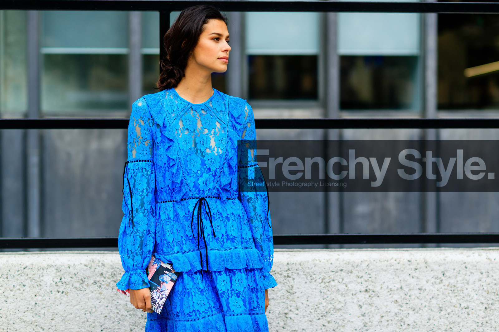 atmosphere details, blue dress, detail, fashion week, frenchystyle, FW, horizontal, jonathan paciullo, lace dress, leather bag, LFW, LONDON, printed bag, SPRING SUMMER 2017, SS 17, street style, woman