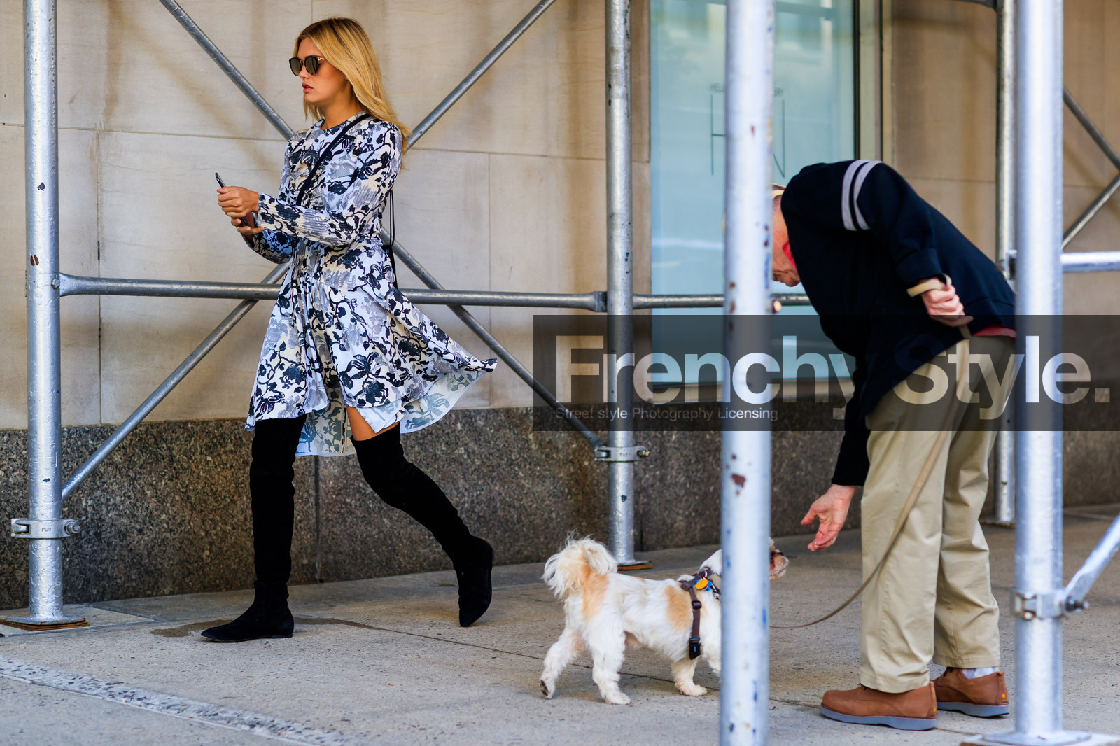 atmosphere details, black shoes, fashion week, frenchystyle, full length, FW, grey dress, high boots, horizontal, jonathan paciullo, leather shoes, NEW YORK, NYFW, printed dress, SPRING SUMMER 2018, SS 18, street style