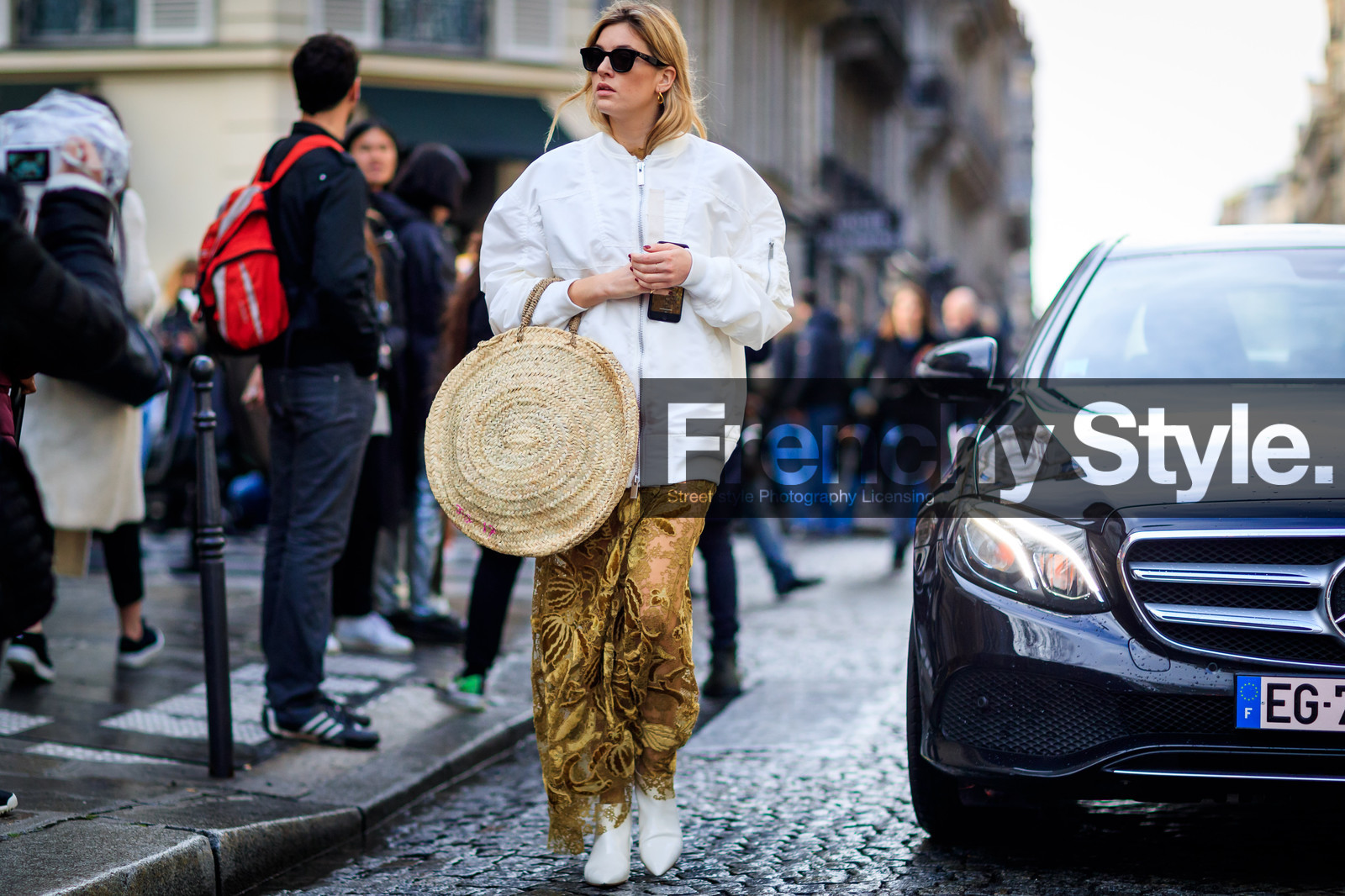atmosphere details, AUTUMN WINTER 2017-2018, AW 17-18, basket, bomber jacket, brown skirt, camille charriere, embroidered skirt, FALL WINTER 2017-2018, fashion week, frenchystyle, full length, FW, FW 17-18, graphic bag, horizontal, jonathan paciullo, lace skirt, leather shoes, PARIS, PFW, straw bag, street style, sunglasses, white boots, white jacket