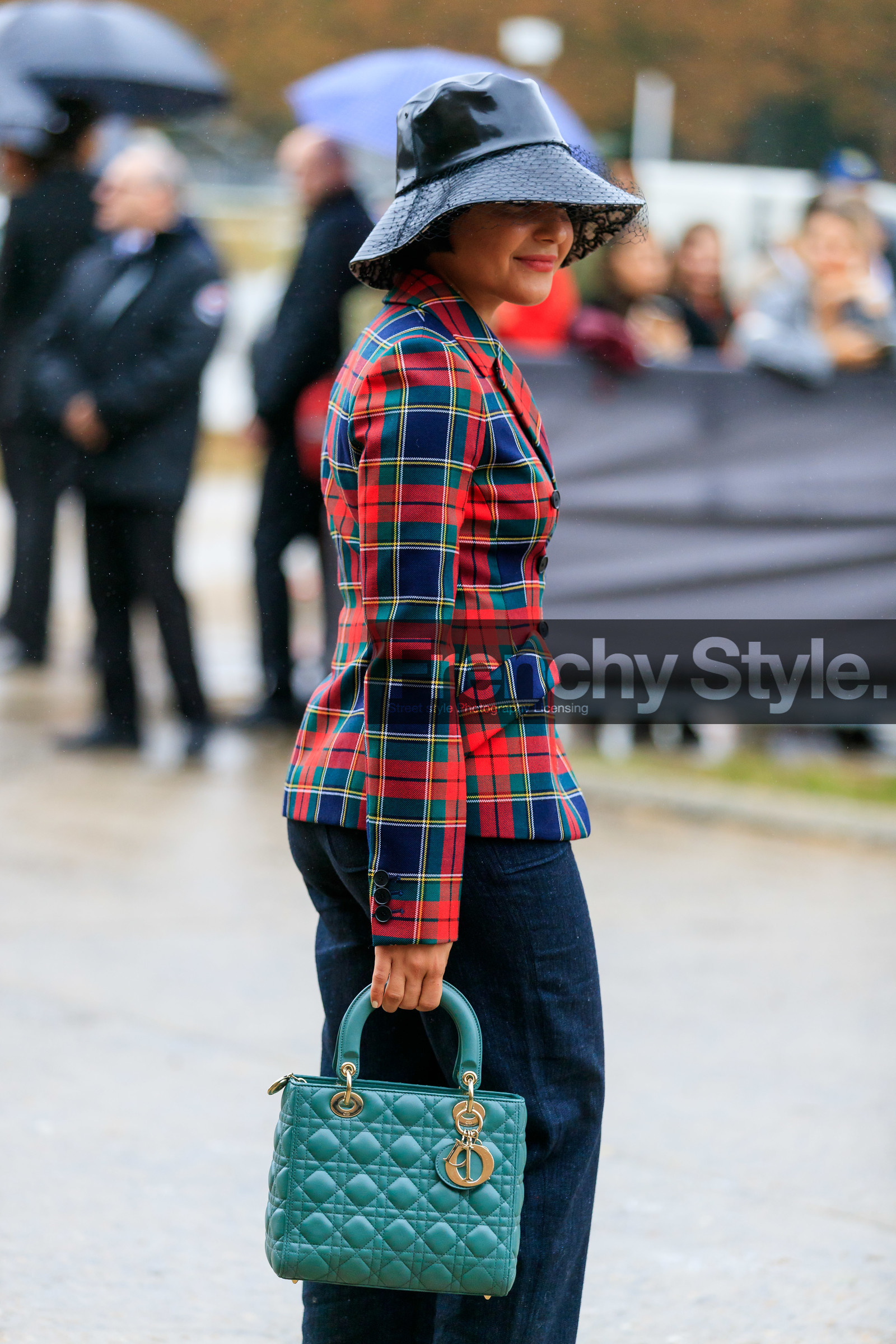 dior bag, dior jacket, dior hat, black hat, monogrammed hat, tulle hat, red jacket, checked jacket, plaid jacket, lady dior bag, quilted bag, hand bag, green leather bag, denim, fashion week, frenchystyle, FW, jonathan paciullo, street style, SPRING SUMMER 2020, SS 20, PFW, PARIS, vertical, atmosphere details, detail