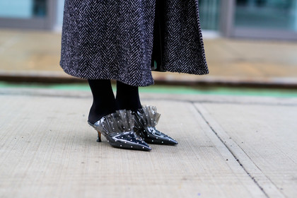 ada kokosar, black tights, plastic shoes, ruffle shoes, sharp end shoes, kitten heels slippers, polka dots shoes, pearl embroidered shoes, fashion week, frenchystyle, FW, jonathan paciullo, street style, NYFW, NEW YORK, AUTUMN WINTER 2020-2021, FALL WINTER 2020-2021, FW 20-21, horizontal, atmosphere details, detail