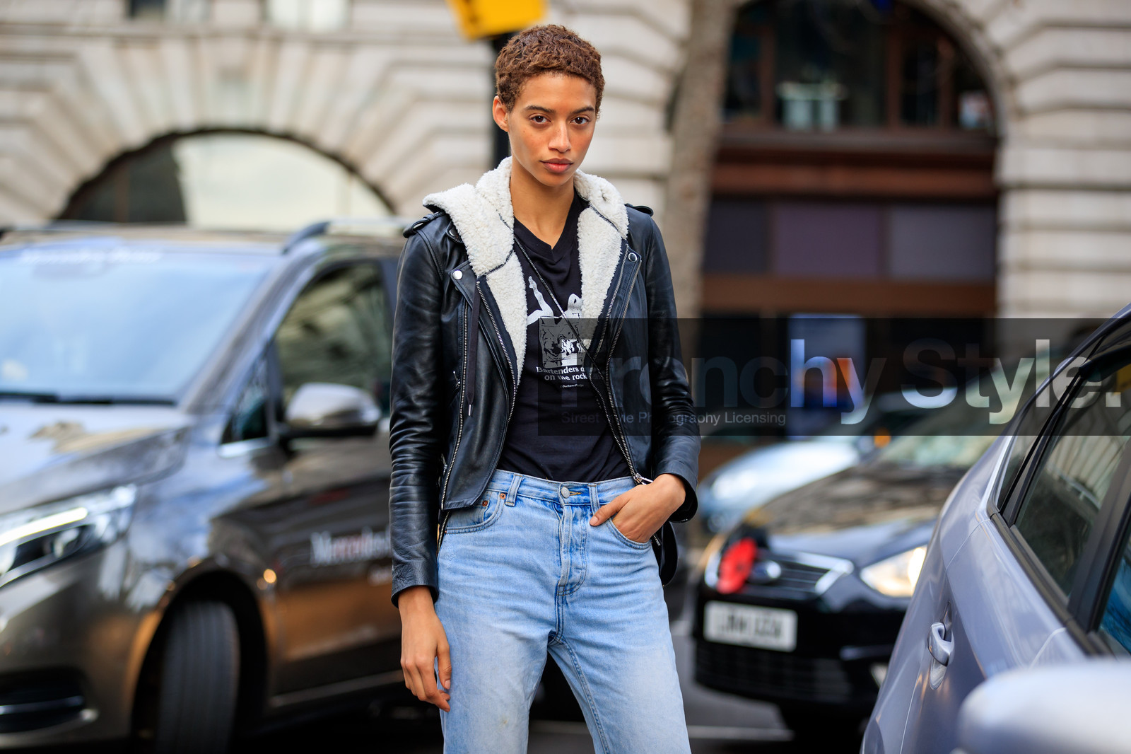 atmosphere details, AUTUMN WINTER 2017-2018, AW 17-18, black jacket, black perfecto, black t shirt, blue denim, denim pants, detail, FALL WINTER 2017-2018, fashion week, frenchystyle, FW, FW 17-18, horizontal, jeans, jonathan paciullo, leather jacket, leather perfecto, LFW, LONDON, model, printed t shirt, street style, trousers