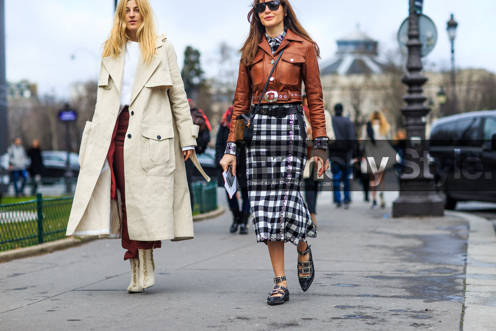 acne studios, ada kokosar, atmosphere details, AUTUMN WINTER 2016-2017, AW 16-17, beige boots, beige coat, black bag, black belt, black shoes, brown jacket, checked dress, detail, ece sukan, FALL WINTER 2016-2017, fashion week, frenchystyle, FW, FW 16-17, gingham, graphic dress, high heels, horizontal, jonathan paciullo, leather bag, leather belt, leather jacket, leather perfecto, leather shoes, PARIS, PFW, plaid, printed dress, street style, studs, sunglasses