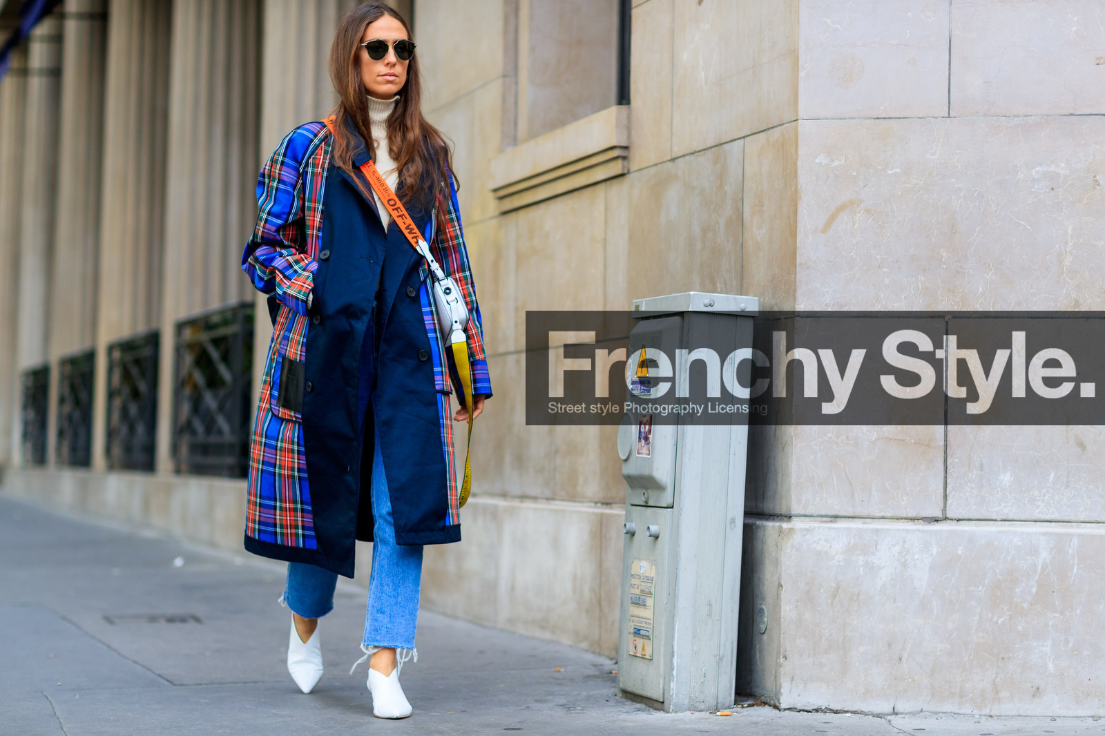atmosphere details, black and white bag, blue coat, blue denim, checked coat, denim pants, fashion week, frenchystyle, full length, FW, graphic bag, graphic jacket, high heels, horizontal, jeans, jonathan paciullo, leather bag, leather shoes, long hair, off white, PARIS, PFW, plaid, printed bag, printed coat, printed jacket, SPRING SUMMER 2018, SS 18, street style, striped bag, sunglasses, tartan, trousers, white shoes, erika boldrin