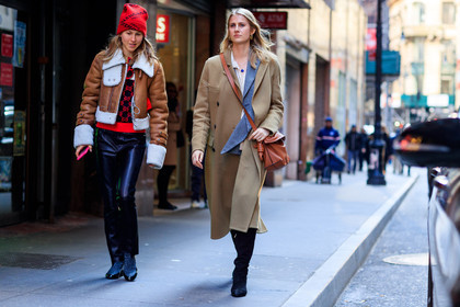 balenciaga, beige coat, black pants, black shoes, brown bag, brown jacket, fur collar, high boots, leather bag, leather jacket, leather pants, leather shoes, loewe, off white, printed sweater, red beanie, red sweater, shearling, sunglasses, trousers, street style, jonathan paciullo, FW, frenchystyle, fashion week, NYFW, NEW YORK, AUTUMN WINTER 2018-2019, AW 18-19, FALL WINTER 2018-2019, FW 18-19, atmosphere details, horizontal, full length, jessica minkoff