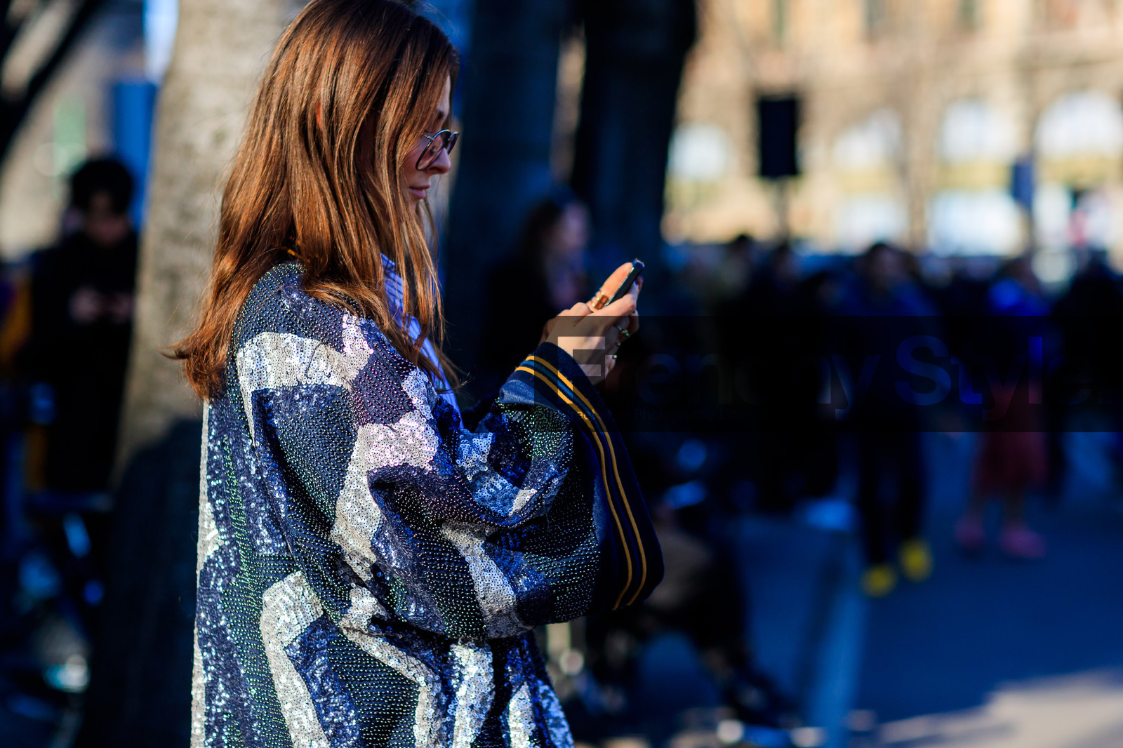 atmosphere details, AUTUMN WINTER 2017-2018, AW 17-18, detail, embroidered jacket, FALL WINTER 2017-2018, fashion week, frenchystyle, FW, FW 17-18, glitter, horizontal, jonathan paciullo, MFW, MILAN, printed jacket, sequined jacket, street style