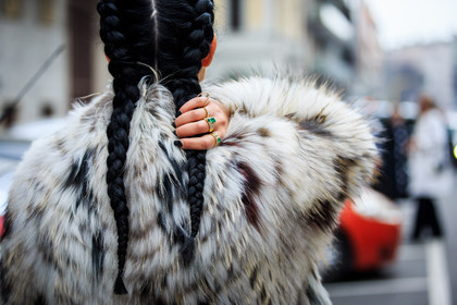 atmosphere details, AUTUMN WINTER 2016-2017, AW 16-17, beige fur, braids, detail, FALL WINTER 2016-2017, fashion week, frenchystyle, fur jacket, FW, FW 16-17, gilda koral flora, horizontal, jonathan paciullo, LFW, LONDON, long hair, MENSWEAR, natural fur, rings, street style