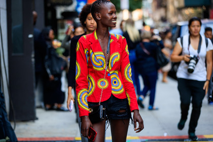 atmosphere details, black bag, black denim, blazer, denim shorts, detail, fashion week, frenchystyle, FW, horizontal, jonathan paciullo, leather bag, model, NEW YORK, NYFW, printed jacket, psychedelic, red jacket, SPRING SUMMER 2018, SS 18, street style, studs