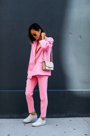 aimee song, blazer, bracelet, christian dior, céline, earrings, fashion week, frenchystyle, full length, FW, iphone, jonathan paciullo, leather bag, leather shoes, NEW YORK, NYFW, pink bag, pink jacket, pink pants, pink suit, red lips, SPRING SUMMER 2018, SS 18, street style, sunglasses, trousers, vertical, white sneakers