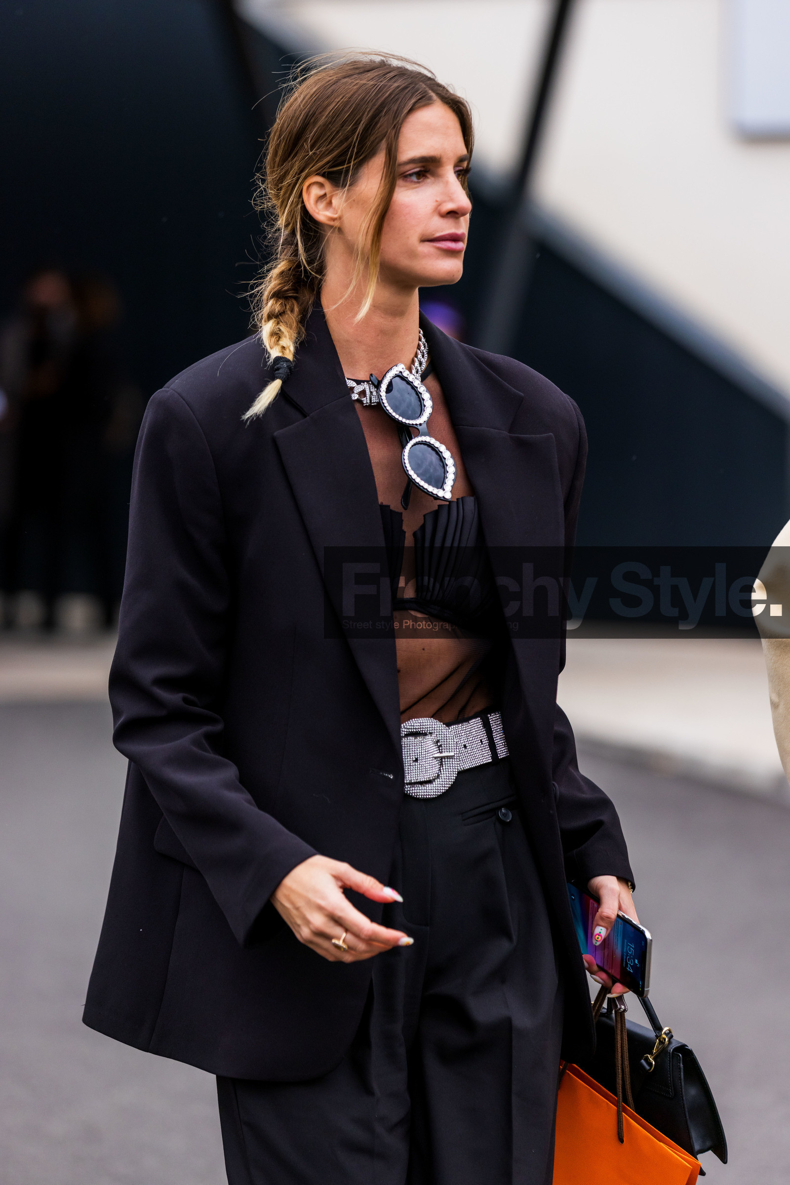 belt, black blazer, black pants, blazer, braid tail, hairstyle, pants, silver belt, strass belt, strass sunglasses, sunglasses, transparent top, fashion week, frenchystyle, FW, jonathan paciullo, street style, PFW, PARIS, SPRING SUMMER 2022, SS 22, vertical, atmosphere details