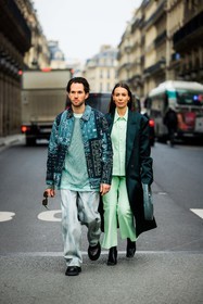 coperni bag, petrol green bag, pine green trench, satin trench, light green suit, flared pants, washed pants, black boots, black shoes, fishnet top, turquoise top, printed jacker, flower print jacket, alice & j.s, alice barbier, JS roques, street style, jonathan paciullo, FW, frenchystyle, fashion week, AUTUMN WINTER 2022-2023, FALL WINTER 2022_2023, FW 22-23, PFW, PARIS, full length, vertical