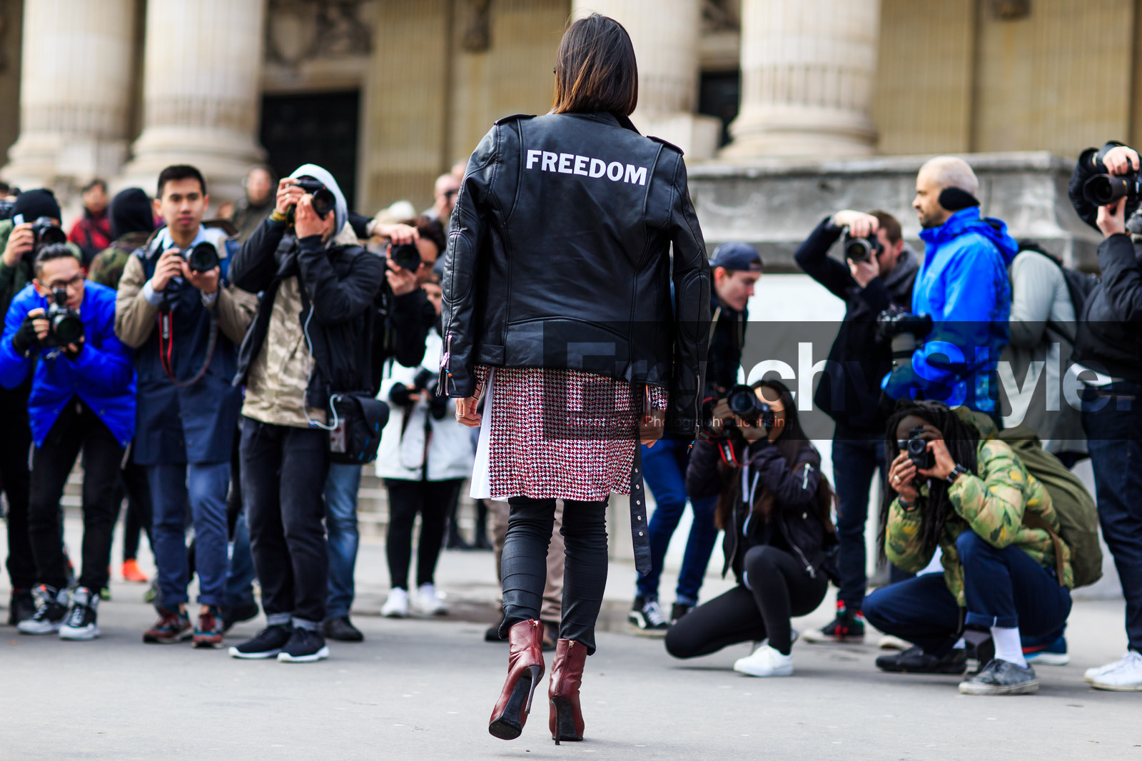 atmosphere details, AUTUMN WINTER 2016-2017, AW 16-17, back detail, black jacket, black pants, black perfecto, Chriselle Lim, FALL WINTER 2016-2017, fashion week, frenchystyle, full length, FW, FW 16-17, graphic dress, high heels, horizontal, jonathan paciullo, leather boots, leather jacket, leather pants, leather perfecto, message, over the shoulder, PARIS, PFW, printed jacket, red boots, red dress, street style