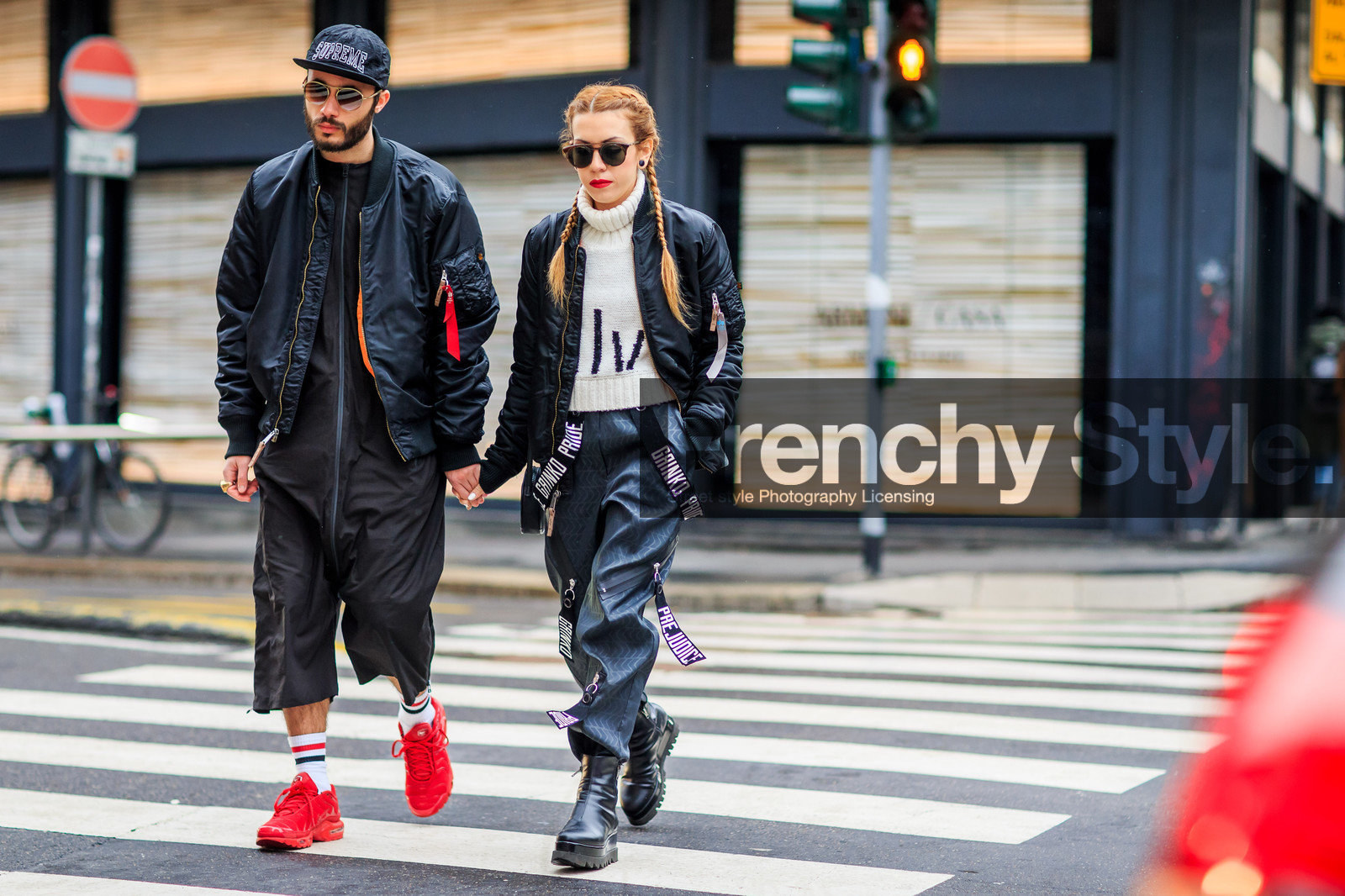 atmosphere details, AUTUMN WINTER 2016-2017, AW 16-17, black boots, black cap, black jacket, black jumpsuit, black pants, bomber jacket, braids, FALL WINTER 2016-2017, fashion week, frenchystyle, full length, FW, FW 16-17, horizontal, jonathan paciullo, leather boots, LFW, LONDON, MENSWEAR, red lips, red sneakers, street style, sunglasses, supreme, trousers, turtleneck sweater, white sweater
