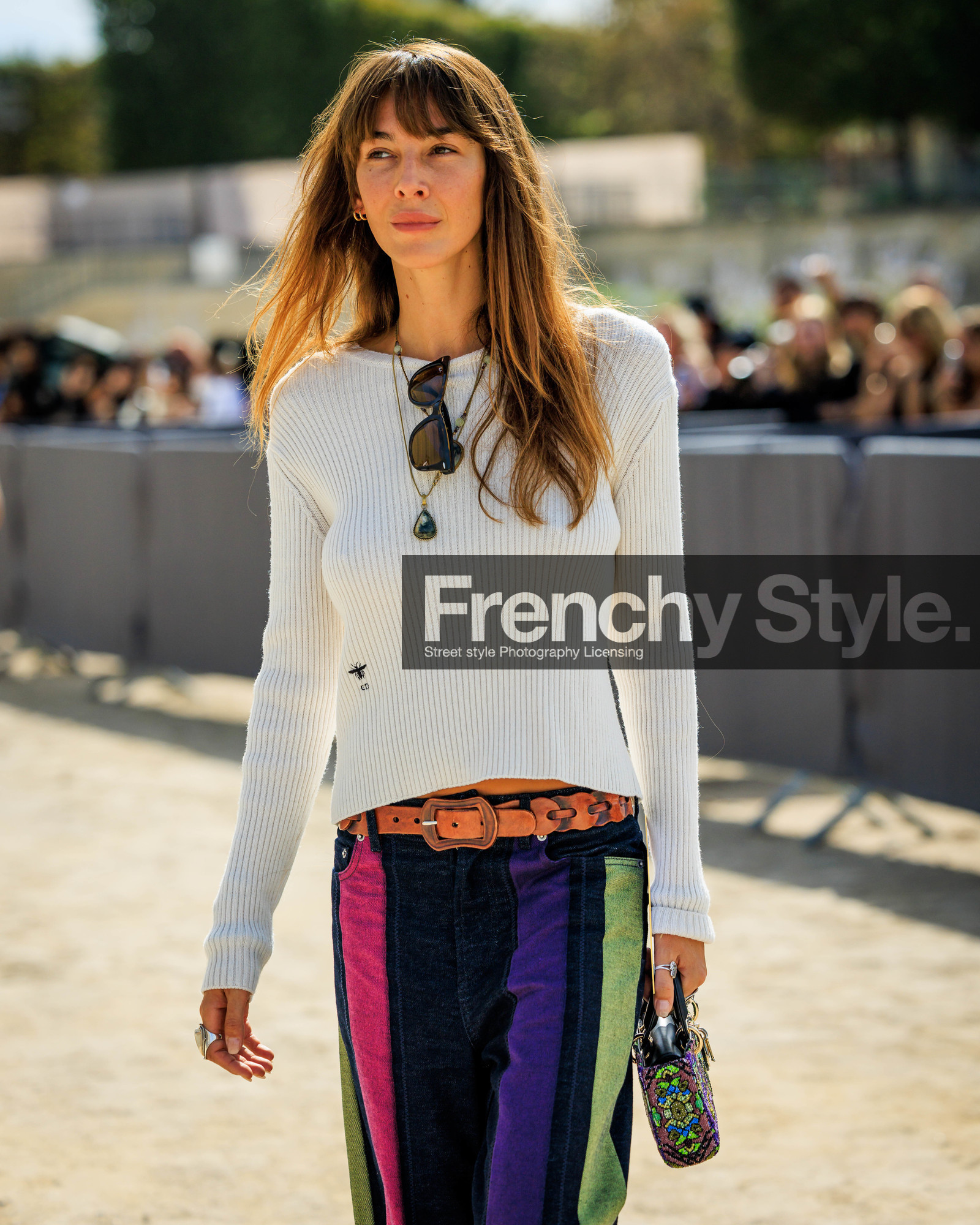 fashion week, frenchystyle, FW, jonathan paciullo, street style, PFW, PARIS, SPRING SUMMER 2024, SS 24, vertical, atmosphere details, detail