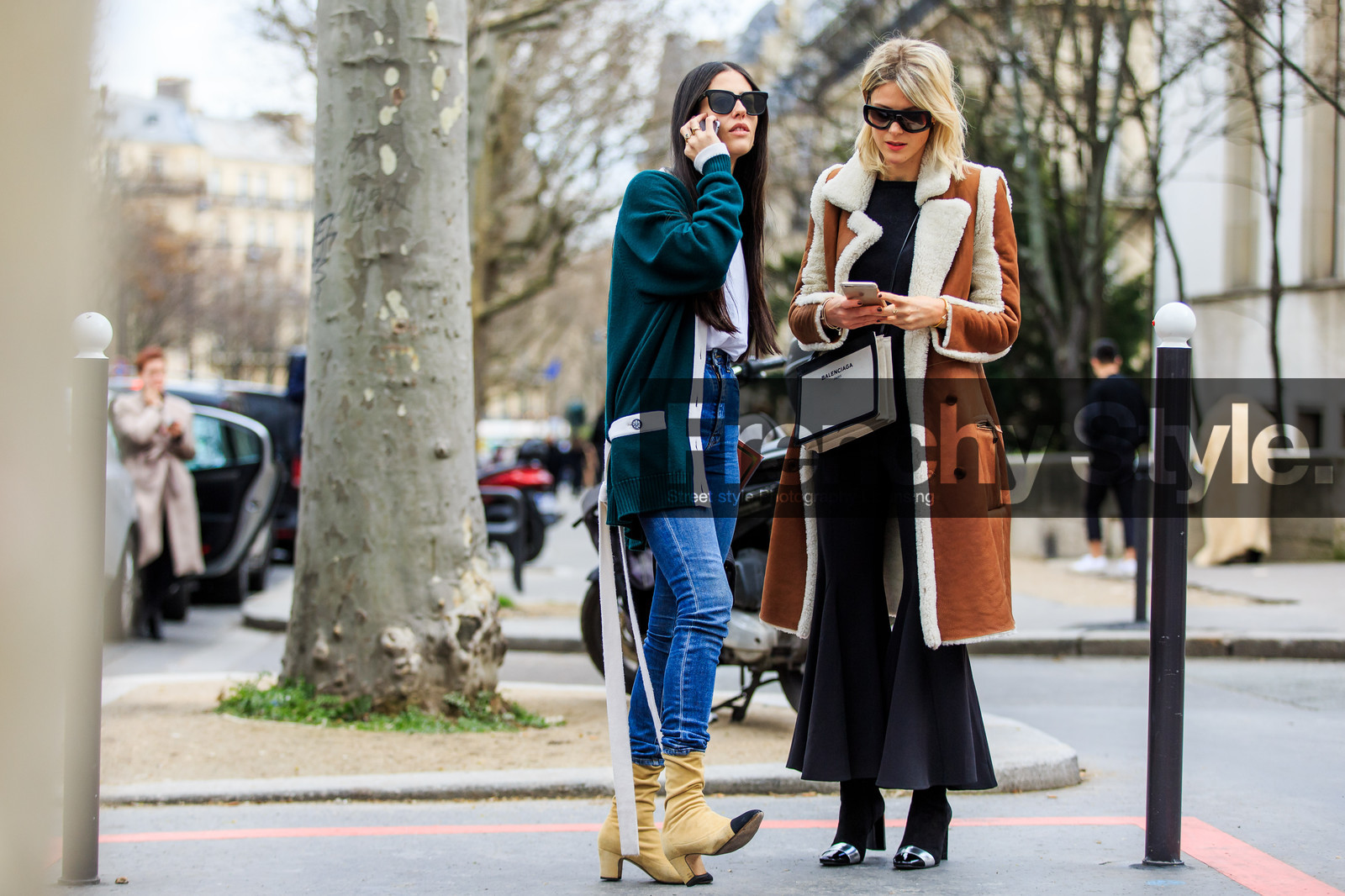 atmosphere details, AUTUMN WINTER 2016-2017, AW 16-17, balenciaga, beige boots, black and white bag, black pants, black shoes, black sweater, blue denim, camel coat, chanel, denim pants, FALL WINTER 2016-2017, fashion week, frenchystyle, full length, FW, FW 16-17, gilda ambrosio, green cardigan, horizontal, jeans, jonathan paciullo, leather bag, leather coat, PARIS, PFW, shearling, sofie valkiers, street style, suede shoes, sunglasses, trousers, white t shirt