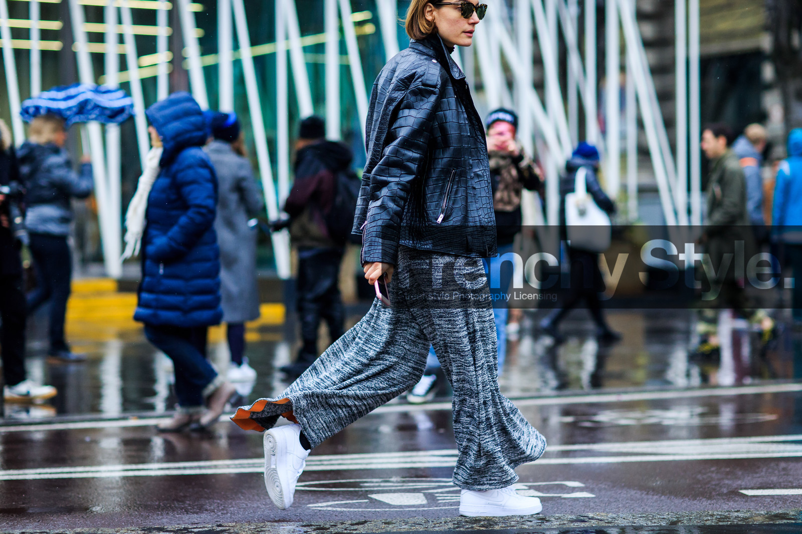 atmosphere details, AUTUMN WINTER 2016-2017, AW 16-17, black jacket, detail, FALL WINTER 2016-2017, fashion week, frenchystyle, FW, FW 16-17, grey pants, horizontal, jonathan paciullo, leather jacket, leather sneakers, LFW, LONDON, MENSWEAR, nike, street style, sunglasses, trousers, white sneakers, wool pants