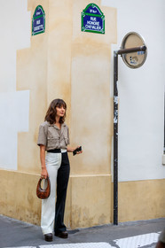 alyssa coscarelli, beige shirt, checked shirt, short sleeves shirt, white pants, black pants, bicolor pants, flare pants, brown leather bag, brown leather boots, coperni bag, animal skin bag, hand bag, platform shoes, PARIS, PFW, SPRING SUMMER 2020, SS 20, fashion week, frenchystyle, FW, jonathan paciullo, street style, vertical, full length