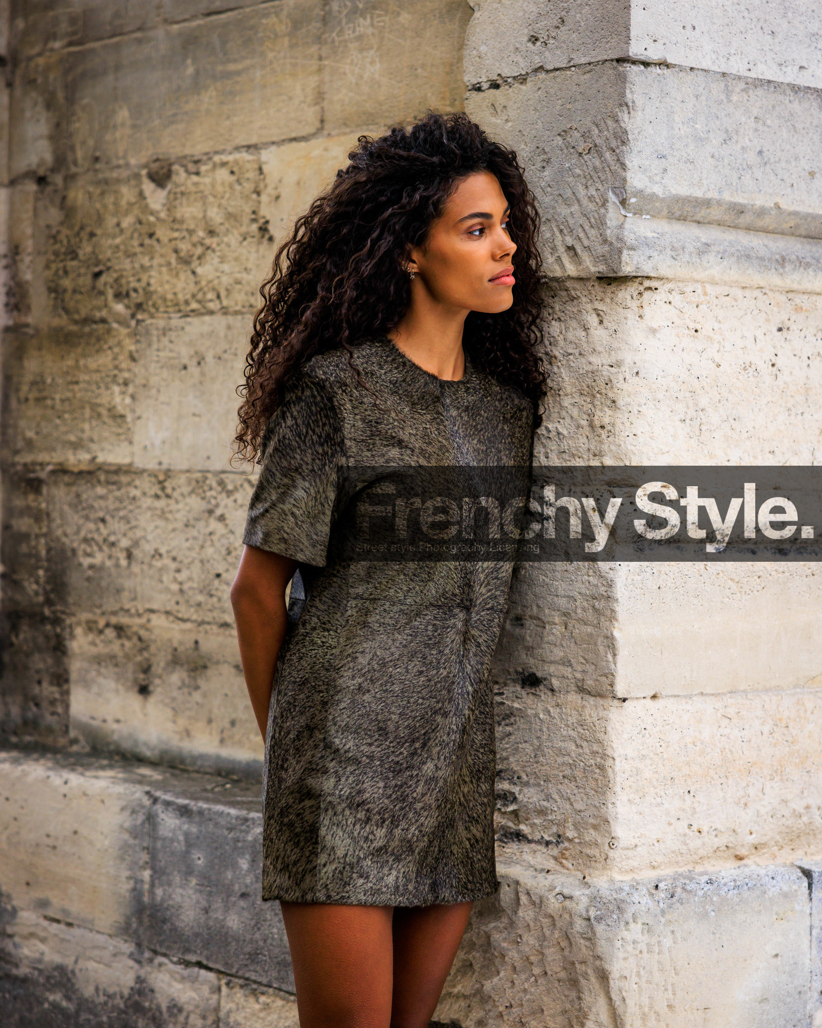 PARIS, PFW, fashion week, frenchystyle, FW, jonathan paciullo, street style, SPRING SUMMER 2024, SS 24, vertical, atmosphere details, detail