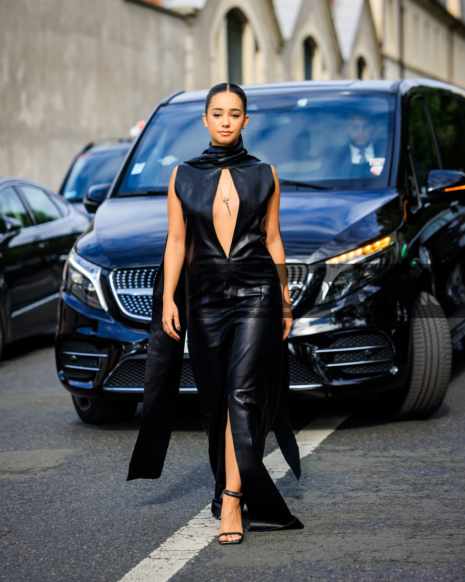 PARIS, PFW, fashion week, frenchystyle, FW, jonathan paciullo, street style, SPRING SUMMER 2024, SS 24, full length, vertical