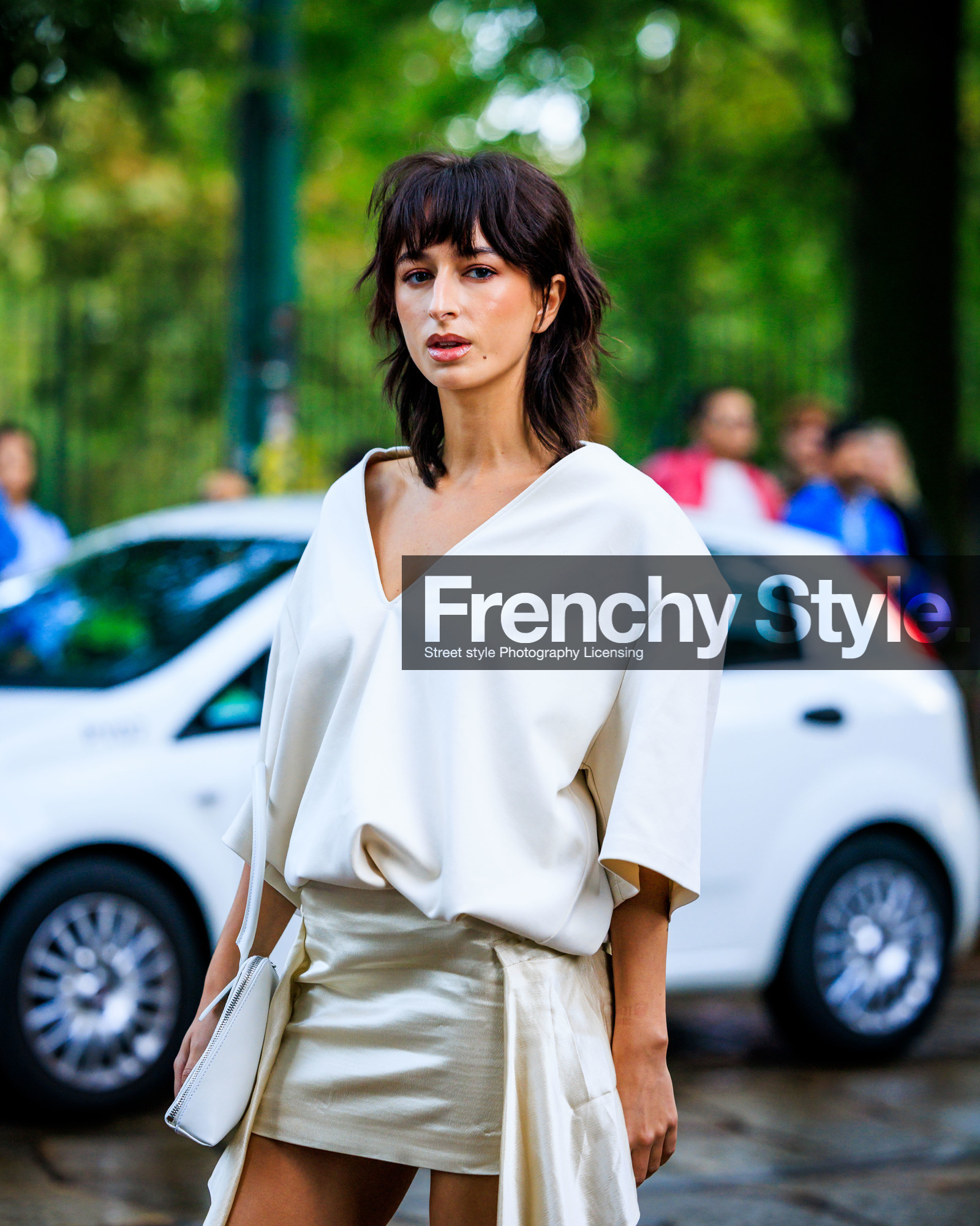 MILAN, MFW, frenchystyle, fashion week, FW, jonathan paciullo, street style, SPRING SUMMER 2024, SS 24, vertical, atmosphere details, detail