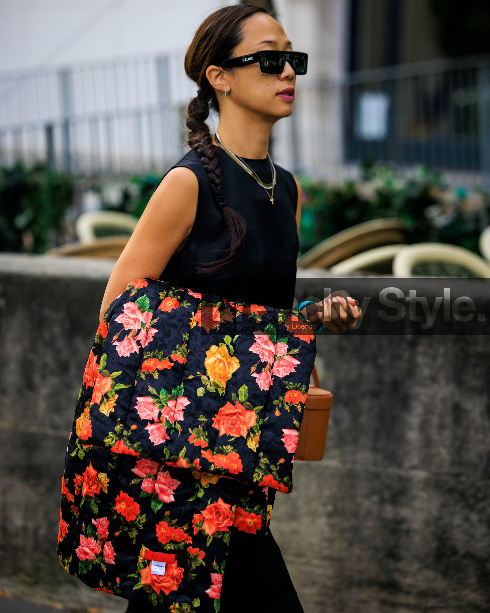 fashion week, frenchystyle, FW, jonathan paciullo, street style, PFW, PARIS, SPRING SUMMER 2024, SS 24, vertical, atmosphere details, detail