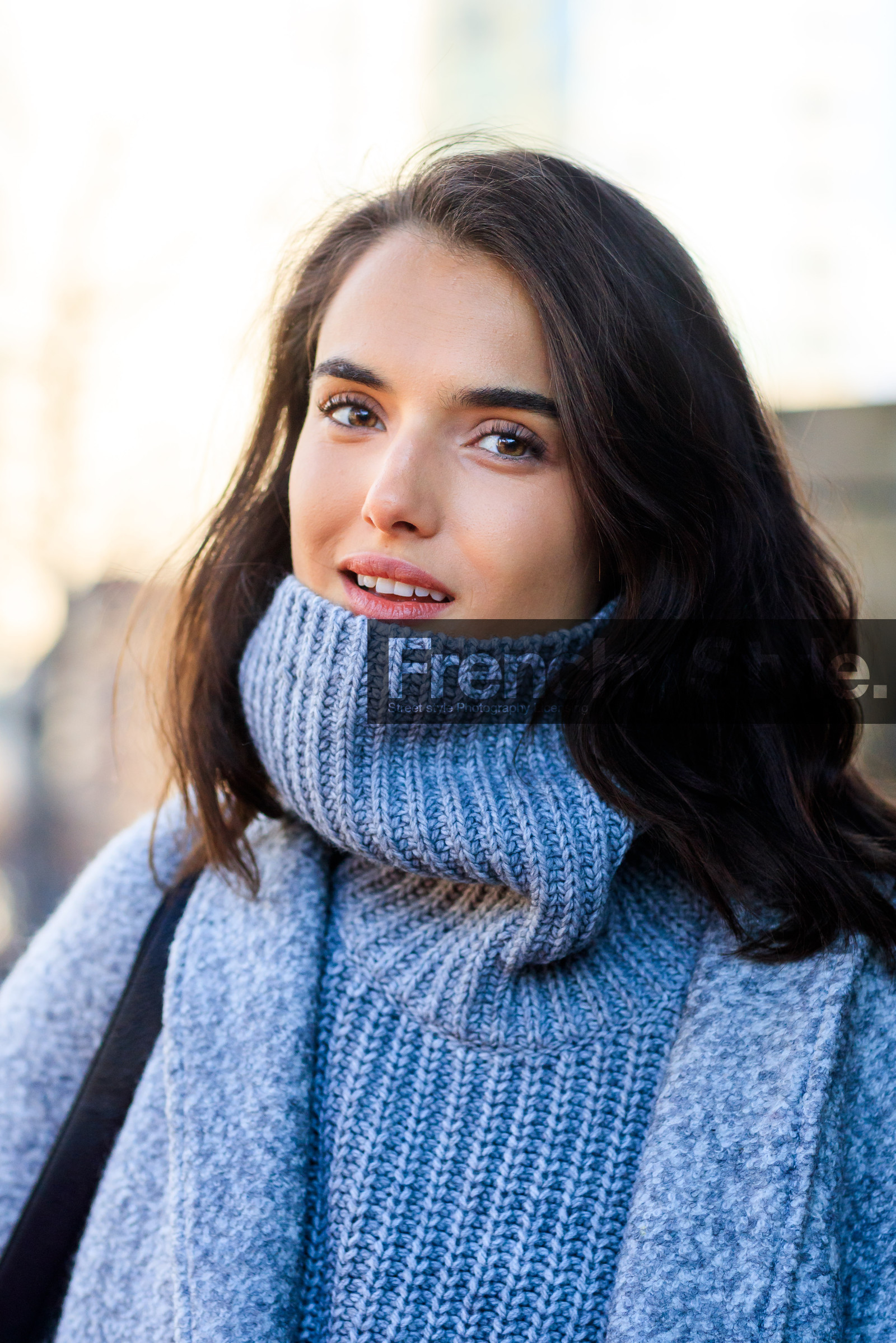 grey coat, grey sweater, natural, skin, skincare, street style, jonathan paciullo, FW, frenchystyle, fashion week, NYFW, NEW YORK, AUTUMN WINTER 2018-2019, AW 18-19, FALL WINTER 2018-2019, FW 18-19, vertical, atmosphere details, detail, portrait, model, blanca padilla