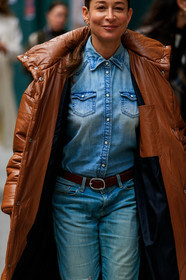 brown leather belt, brown leather coat, down jacket, light blue jeans, light blue shirt, denim, denim shirt, denim total look, fashion week, frenchystyle, FW, jonathan paciullo, street style, NYFW, NEW YORK, AUTUMN WINTER 2020-2021, FALL WINTER 2020-2021, FW 20-21, vertical, atmosphere details, detail