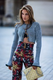 bag, black pants, bra, cardigan, Eileen Gu, gold bag, grey cardigan, lace bra, leather pants, louis vuitton look, pants, print, printed pants, red pants, ribbed cardigan, fashion week, frenchystyle, FW, jonathan paciullo, street style, PFW, PARIS, SPRING SUMMER 2022, SS 22, vertical, atmosphere details