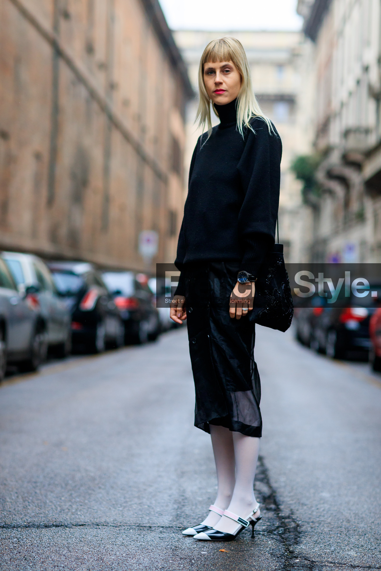 black and white shoes, black bag, black shoes, black skirt, black sweater, high heels, leather bag, leather shoes, prada, tights, fashion week, frenchystyle, FW, jonathan paciullo, street style, MFW, MILAN, AUTUMN WINTER 2018-2019, FALL WINTER 2018-2019, FW 18-19, vertical, full length, linda tol