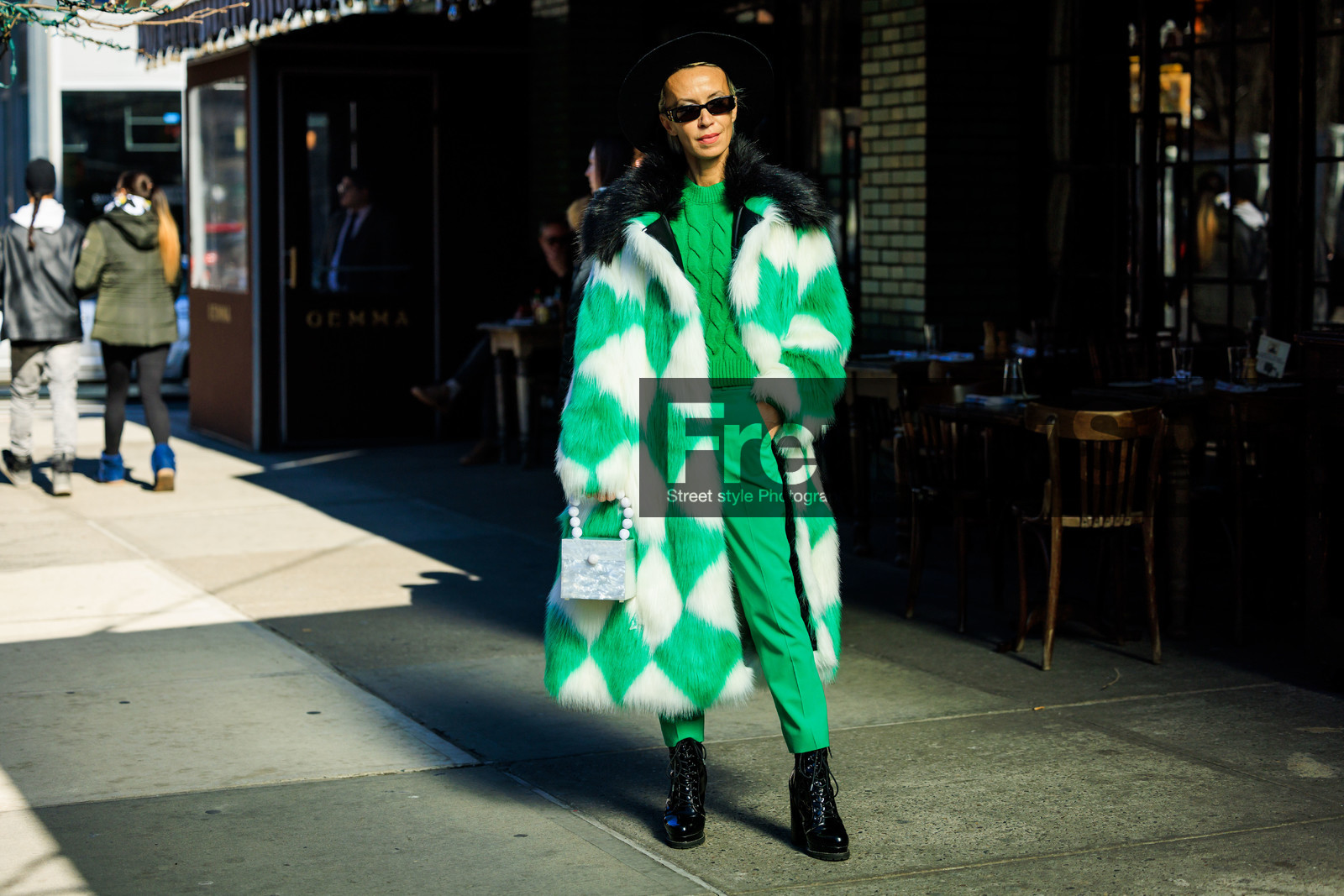 furry black and green plaid coat, black sun glasses, green full look, green knitted sweater, green trousers, heeled laced black boots, mini white pearled bag, fashion week, frenchystyle, FW, jonathan paciullo, street style, NYFW, NEW YORK, AUTUMN WINTER 2022-2023, FALL WINTER 2022_2023, FW 22-23, atmosphere details, horizontal, full length