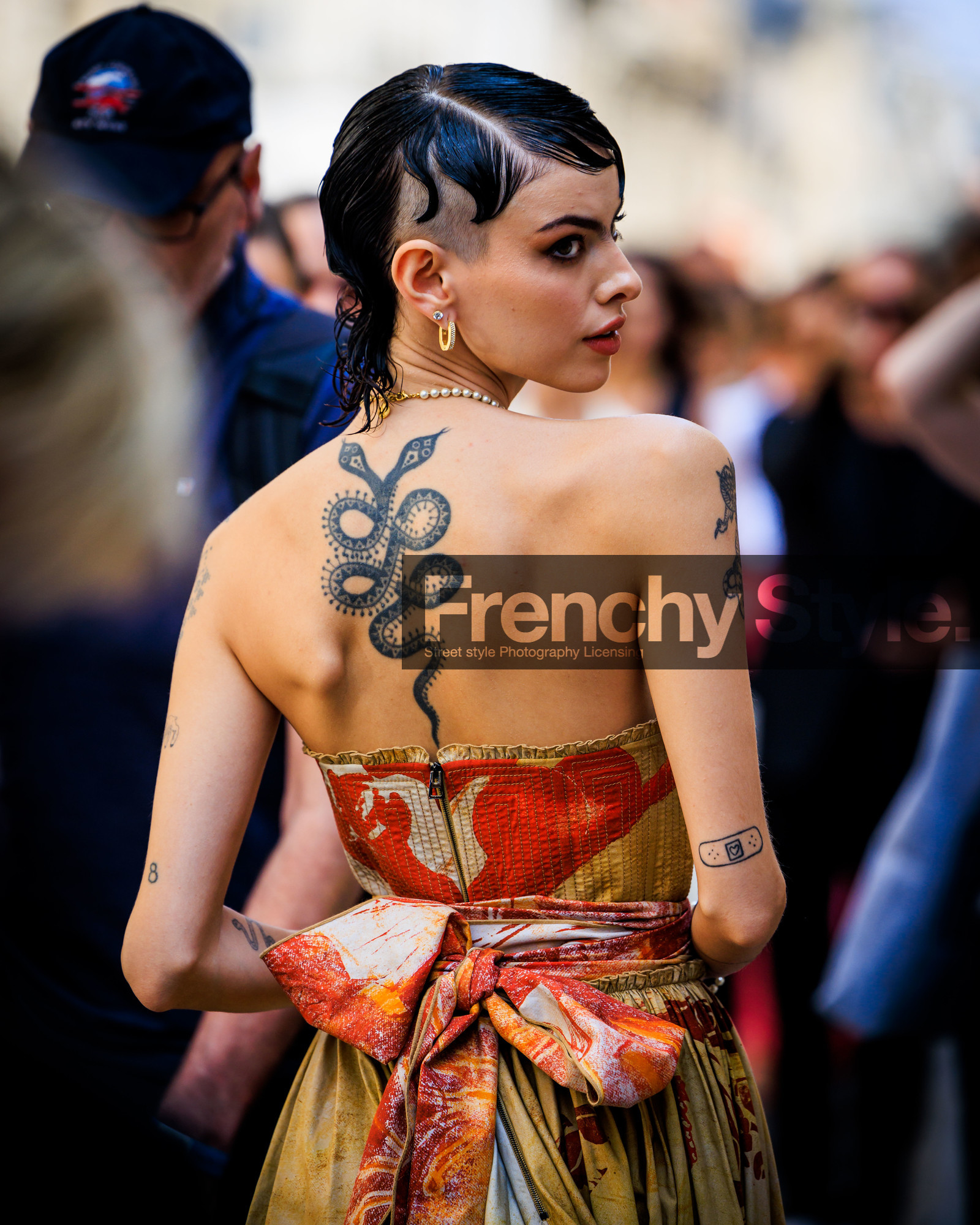 fashion week, frenchystyle, FW, jonathan paciullo, street style, PFW, PARIS, FW 23-24, FALL WINTER 2023-2024, AUTUMN WINTER 2023-2024, HAUTE COUTURE, vertical, atmosphere details, detail