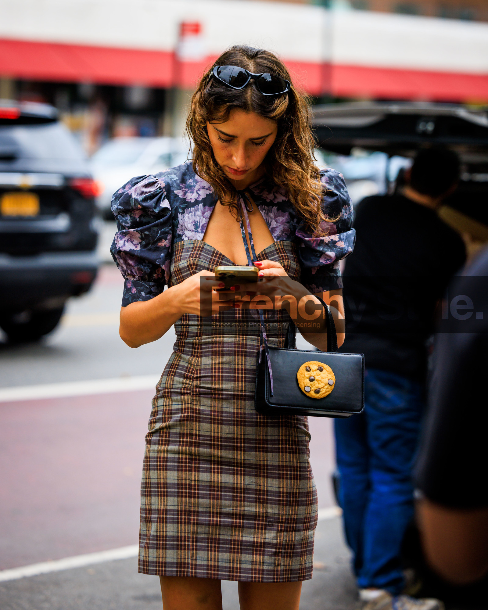jonathan paciullo, FW, frenchystyle, fashion week, street style, vertical, detail, atmosphere details, NEW YORK, NYFW, SPRING SUMMER 2024, SS 24