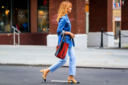 atmosphere details, beige shoes, belted jacket, blue denim, chanel, denim jacket, denim pants, ece sukan, fashion week, frenchystyle, full length, FW, graphic bag, high heels, horizontal, jeans, jonathan paciullo, leather bag, leather shoes, NEW YORK, NYFW, printed bag, red bag, SPRING SUMMER 2018, SS 18, street style, striped bag, studs, trousers