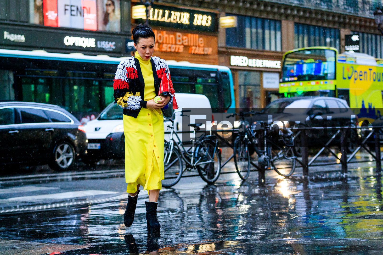 atmosphere details, AUTUMN WINTER 2017-2018, AW 17-18, balenciaga, black shoes, FALL WINTER 2017-2018, fashion week, frenchystyle, full length, FW, FW 17-18, graphic jacket, horizontal, jonathan paciullo, leather shoes, PARIS, PFW, printed jacket, red bag, street style, yellow skirt, yellow sweater