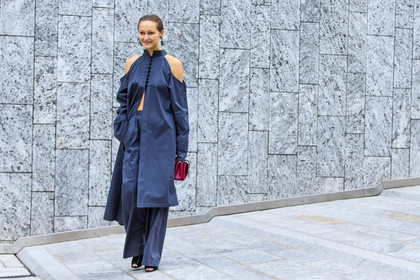 atmosphere details, AUTUMN WINTER 2016-2017, AW 16-17, daria shapovalova, earrings, FALL WINTER 2016-2017, fashion week, frenchystyle, full length, FW, FW 16-17, graphic bag, grey pants, grey shirt, horizontal, jonathan paciullo, leather bag, LFW, LONDON, MENSWEAR, multicolor bag, off the shoulder, oversize, pink bag, printed bag, pulled back hair, red bag, street style, trousers, wide pants