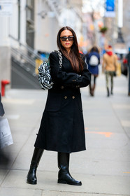 evangelie smyrniotaki, black coat, black sunglasses, black leather bag, black leather gloves, black leather boots, futurist shape sunglasses, white leather bag, bicolor bag, animal printed bag, silvered chain strap bag, shoulder bag, high boots, flat boots, fashion week, frenchystyle, FW, jonathan paciullo, street style, FALL WINTER 2020-2021, AUTUMN WINTER 2020-2021, FW 20-21, vertical, full length, NYFW, NEW YORK