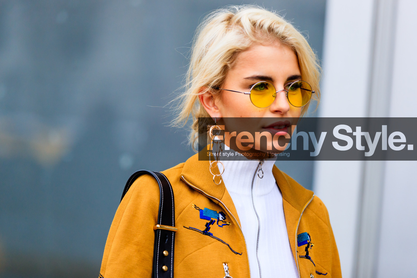 atmosphere details, AUTUMN WINTER 2017-2018, AW 17-18, black bag, caro daur, detail, earrings, FALL WINTER 2017-2018, fashion week, frenchystyle, FW, FW 17-18, horizontal, jonathan paciullo, leather bag, NEW YORK, NYFW, portrait, street style, suede jacket, sunglasses, white sweater, yellow jacket, zip