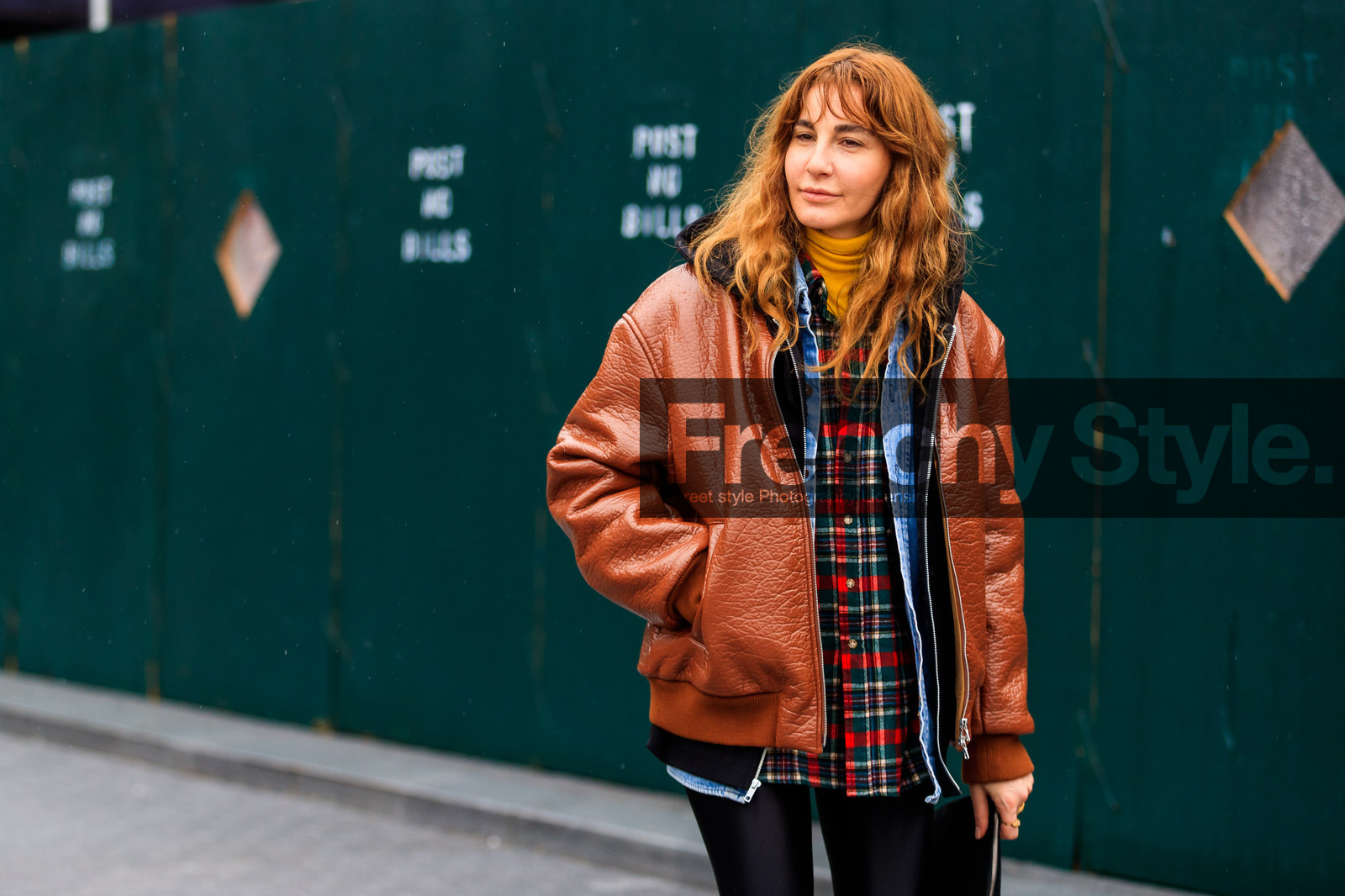 black sweater, blue denim, brown jacket, checked, checked shirt, denim shirt, graphic shirt, hoodie, leather jacket, plaid, printed shirt, tartan, tights, trousers, street style, jonathan paciullo, FW, frenchystyle, fashion week, NYFW, NEW YORK, AUTUMN WINTER 2018-2019, AW 18-19, FALL WINTER 2018-2019, FW 18-19, atmosphere details, horizontal, detail, ece sukan