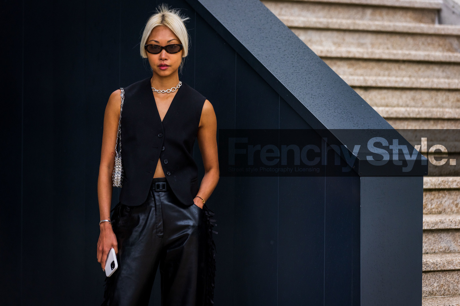 bag, black jacket, black pants, fringes, hermes look, jacket, leather pants, necklace, paco rabanne bag, pants, silver bag, silver necklace, sleveless jacket, sunglasses, Vanessa Hong, waistcoat, fashion week, frenchystyle, FW, jonathan paciullo, street style, PFW, PARIS, SPRING SUMMER 2022, SS 22, atmosphere details, horizontal