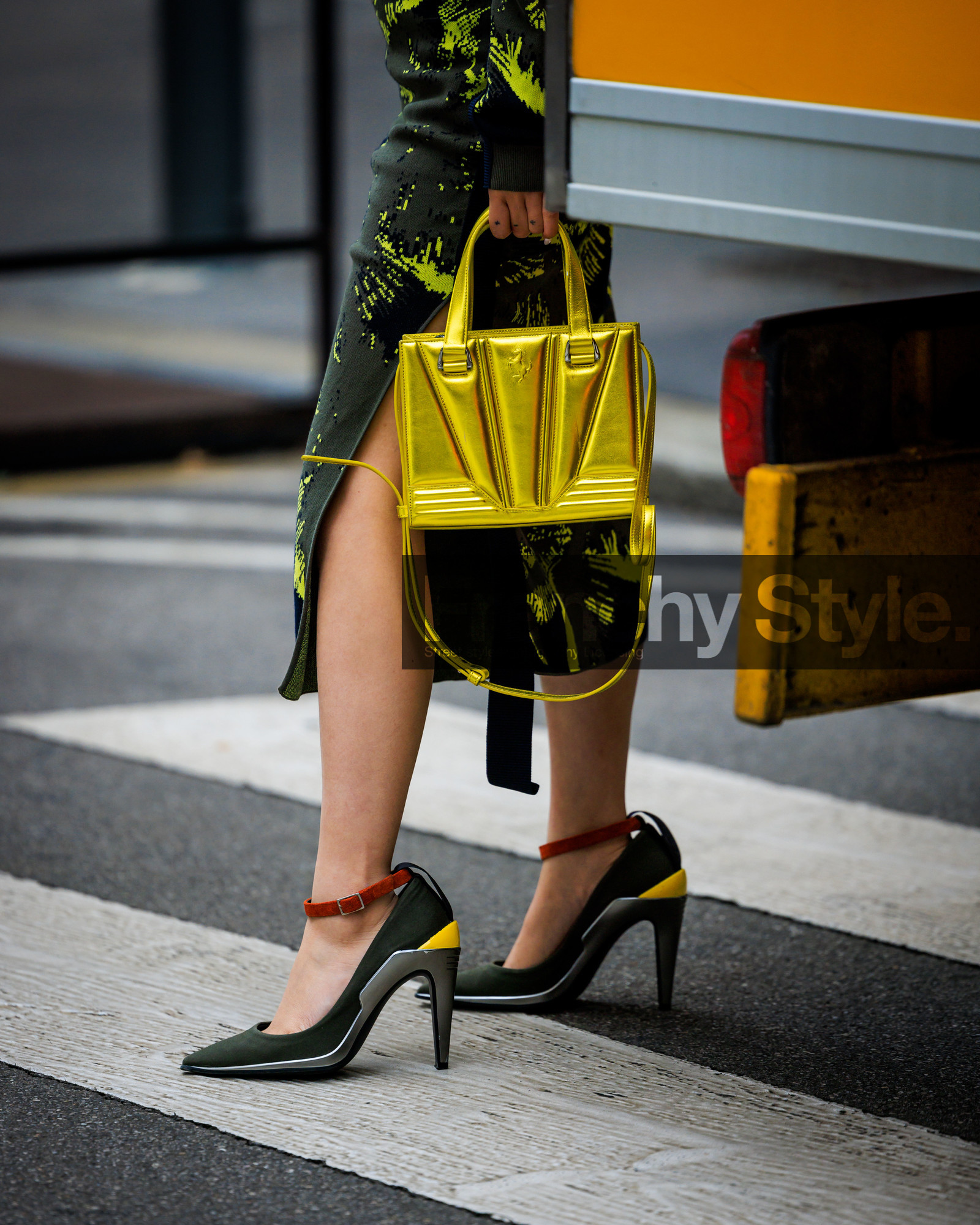 street style, jonathan paciullo, FW, fashion week, frenchystyle, MFW, MILAN, SPRING SUMMER 2024, SS 24, vertical, atmosphere details, detail