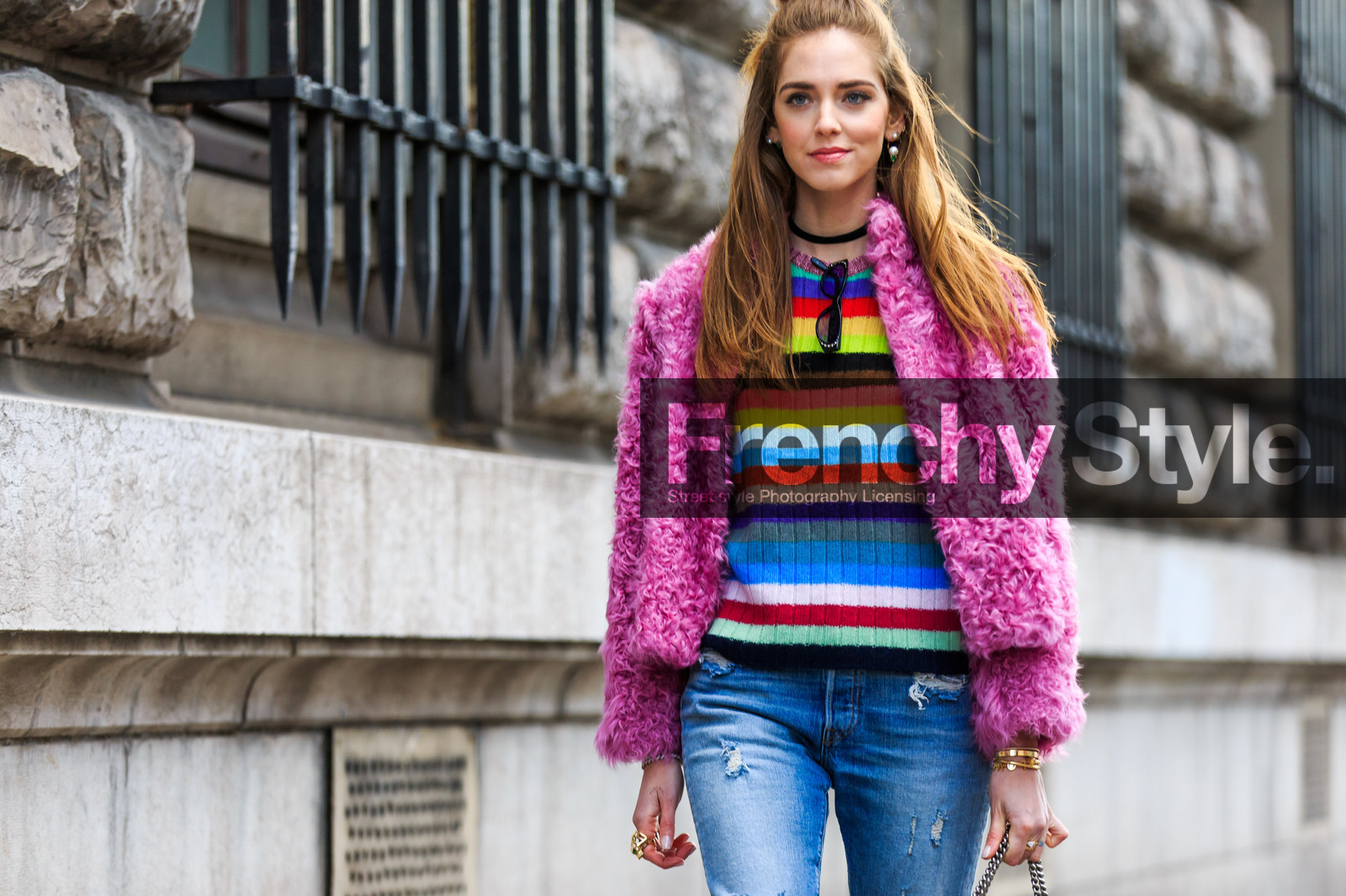 atmosphere details, AUTUMN WINTER 2016-2017, AW 16-17, blue denim, bracelet, chiara ferragni, denim pants, detail, FALL WINTER 2016-2017, fashion week, frenchystyle, fur jacket, FW, FW 16-17, glitter, golden jewelry, graphic sweater, gucci, horizontal, jeans, jonathan paciullo, marco de vincenzo, multicolor sweater, PARIS, PFW, pink fur, pink jacket, printed sweater, rings, ripped pants, street style, striped sweater, stripes, trousers, velvet