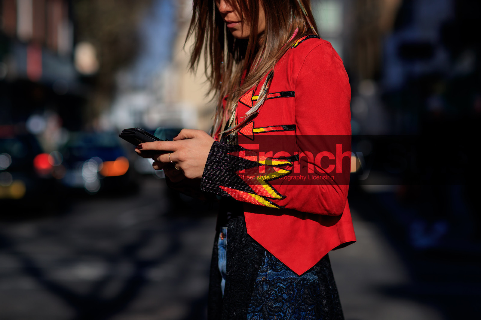 embroidered jacket, graphic jacket, pearls, printed jacket, red jacket, street style, jonathan paciullo, FW, frenchystyle, fashion week, LFW, LONDON, AUTUMN WINTER 2018-2019, AW 18-19, FALL WINTER 2018-2019, FW 18-19, horizontal, atmosphere details, detail, carola bernard